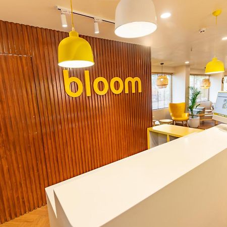 Bloom Hotel - Richmond Road Bangalore Buitenkant foto